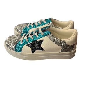 NWOT Mia Kids Evers Glitter Sneakers-Size 5